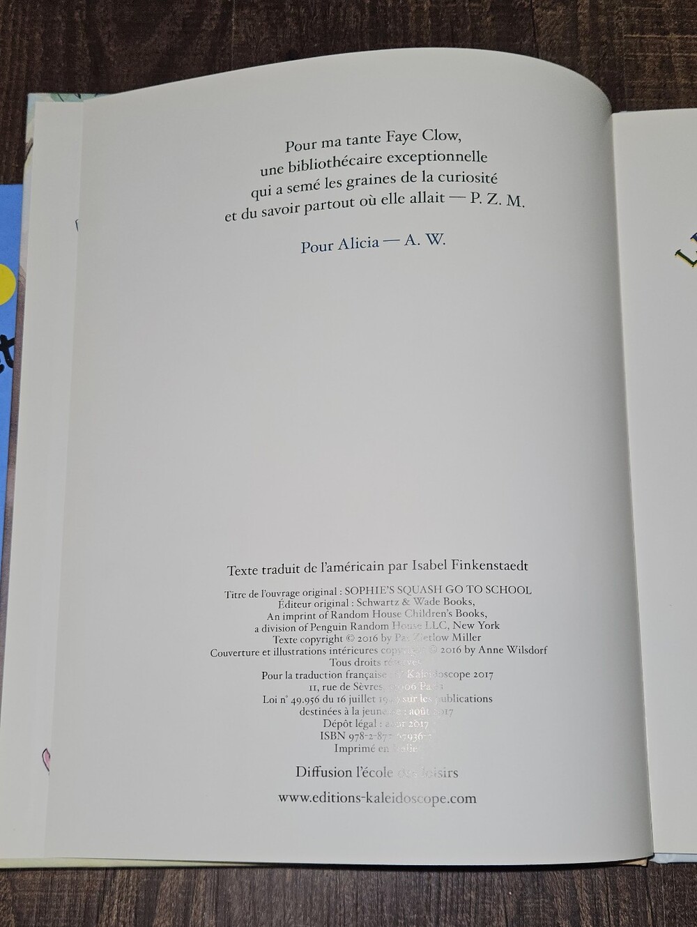 French Book Bundle - Picture 6 of 10